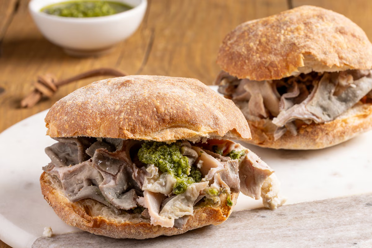 Lampredotto, piatto fiorentino tradizionale nel panino